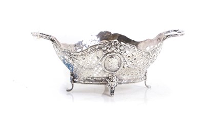 Lot 1 - A silver basket