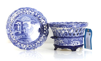 Lot 104 - A Spode blue and white basket