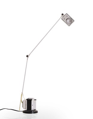 Lot 471 - A Lumina Daphne table lamp