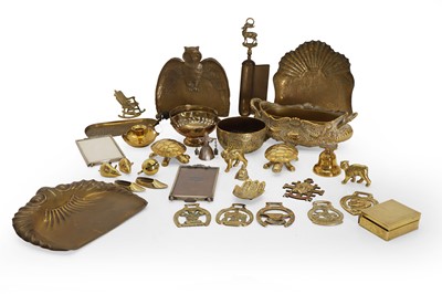 Lot 310 - A collection of brass decorative items