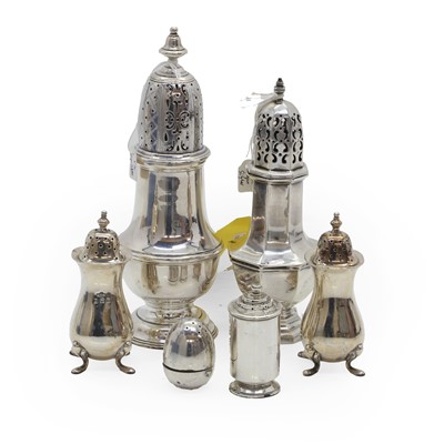 Lot 10 - A collection of silver items