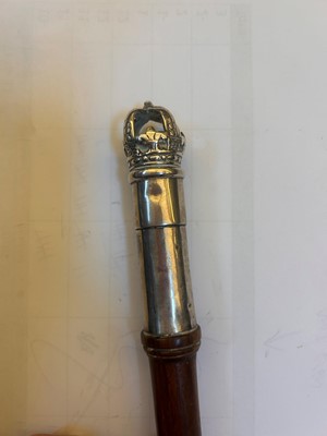 Lot 24 - A collection of silver items