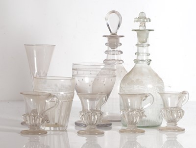 Lot 152 - A collection of glass tableware