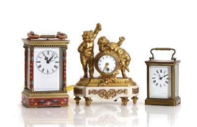 Lot 208 - A group of three clocks