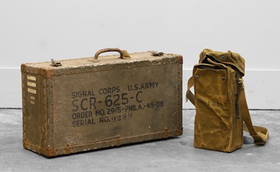 Lot 381 - A WWII US Army Signal Corps SCR-625-C mine detector set