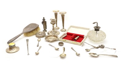 Lot 22 - A collection of silver items