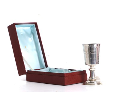 Lot 17 - A limited edition 'Hertford Elizabethan Chalice'