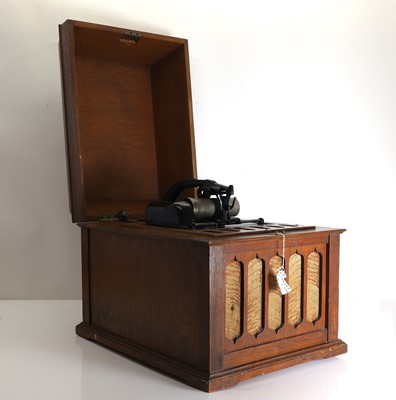 Lot 351 - An Edison phonograph