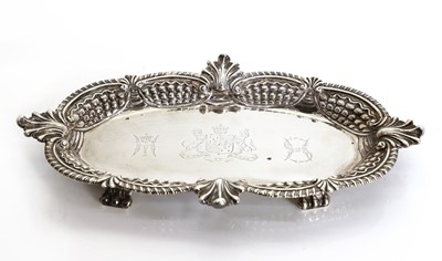 Lot 13A - A George III silver snuffer tray