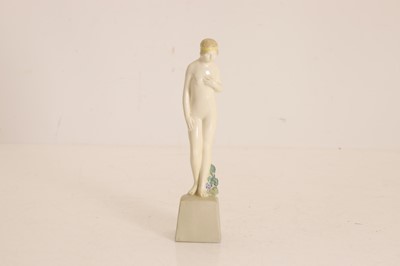 Lot 104 - A Royal Worcester porcelain female nude figure