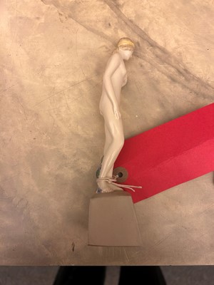 Lot 104 - A Royal Worcester porcelain female nude figure