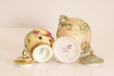 Lot 111 - Two Worcester porcelain vases and covers