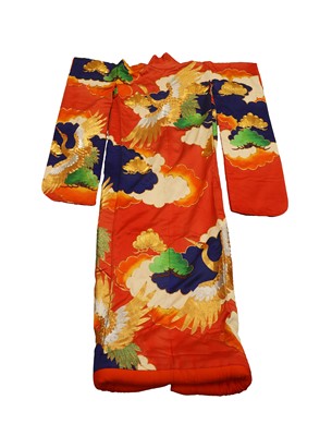 Lot 413 - A wedding kimono 'uchikake'