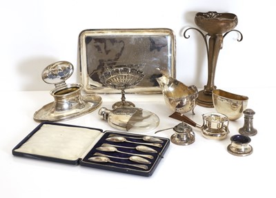 Lot 3 - A collection of silver