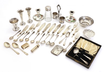 Lot 5 - A collection of silver items